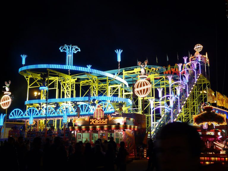 ride, roller coaster, folk festival-61624.jpg